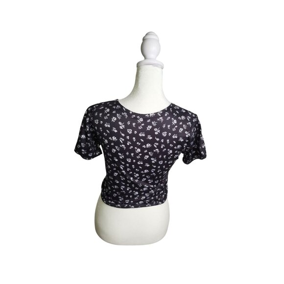 Black Floral V-Neck Stretchy Crop Top With Short Sleeves Small - Picture 4 of 7